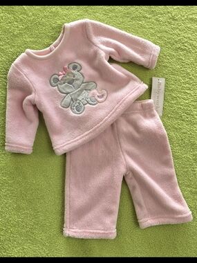 NWT 3-6M  Baby GIRLS 2P Fleece PANTS SET Ultra-soft Pink +Teddy Bear & Ducky (2)